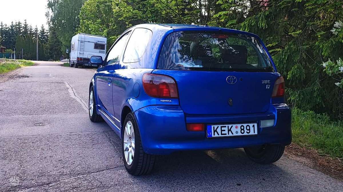 Toyota Yaris - 2