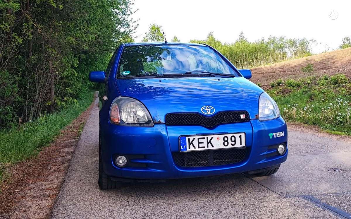 Toyota Yaris - 3