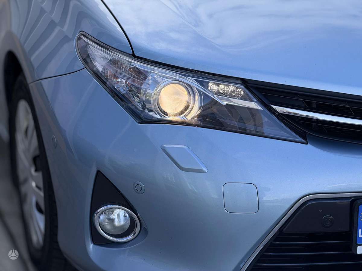 Toyota Auris, 1.4 l., hatchback
