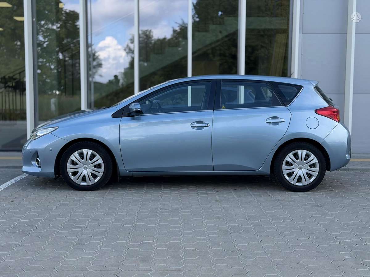 Toyota Auris, 1.4 l., hatchback