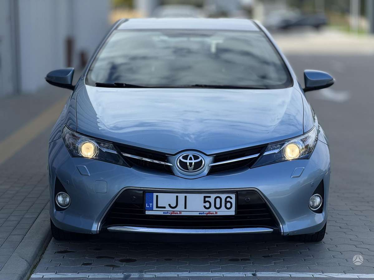 Toyota Auris, 1.4 l., hatchback