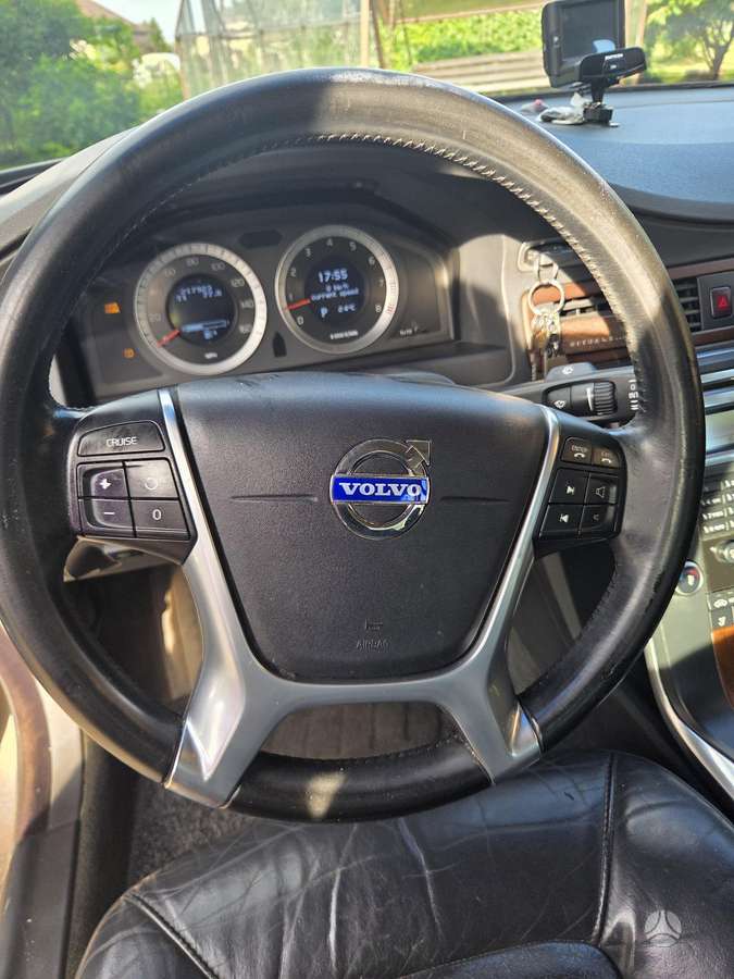 Volvo S80 - 10