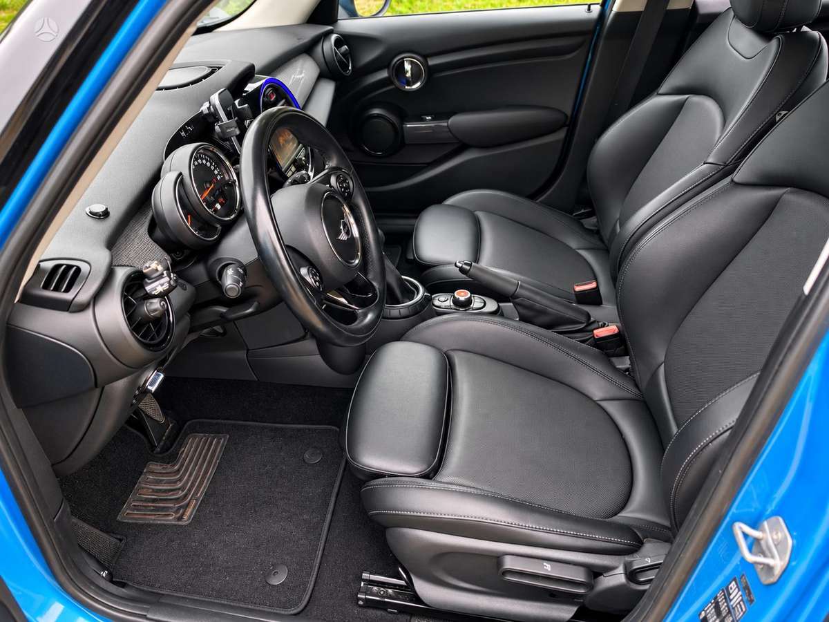 Mini Cooper, 1.5 l., Хэтчбек