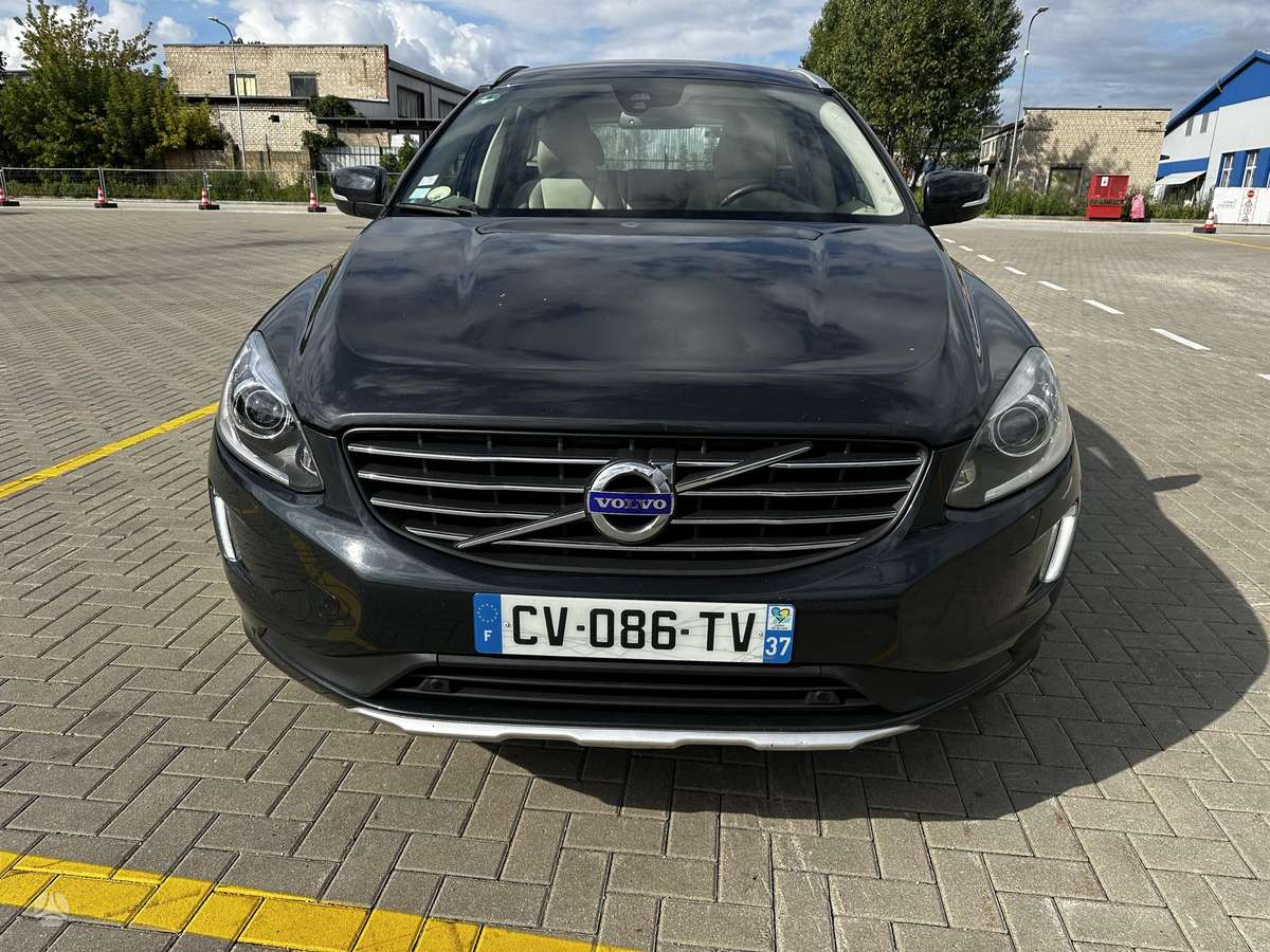 Volvo XC60 - 2