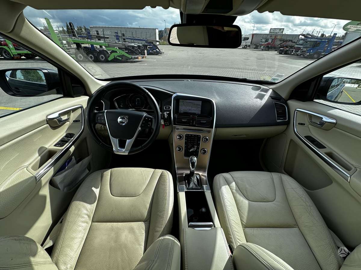 Volvo XC60 - 8