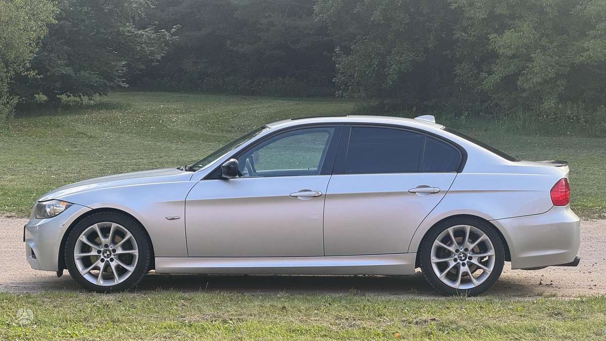 BMW 320, 2.0 l., sedanas