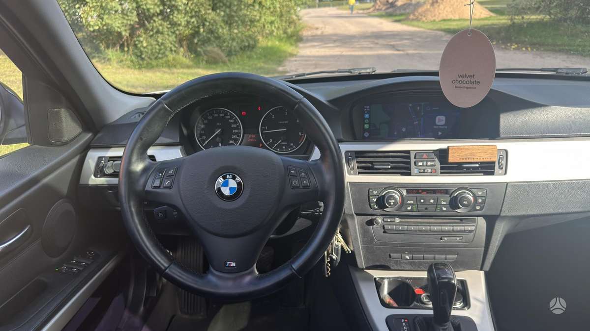 BMW 320, 2.0 l., Седан