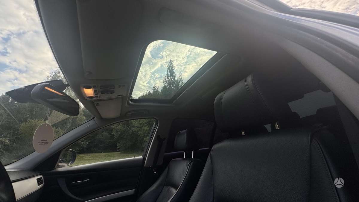 BMW 320, 2.0 l., Седан
