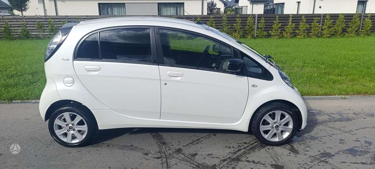 Citroen C-Zero, hečbekas