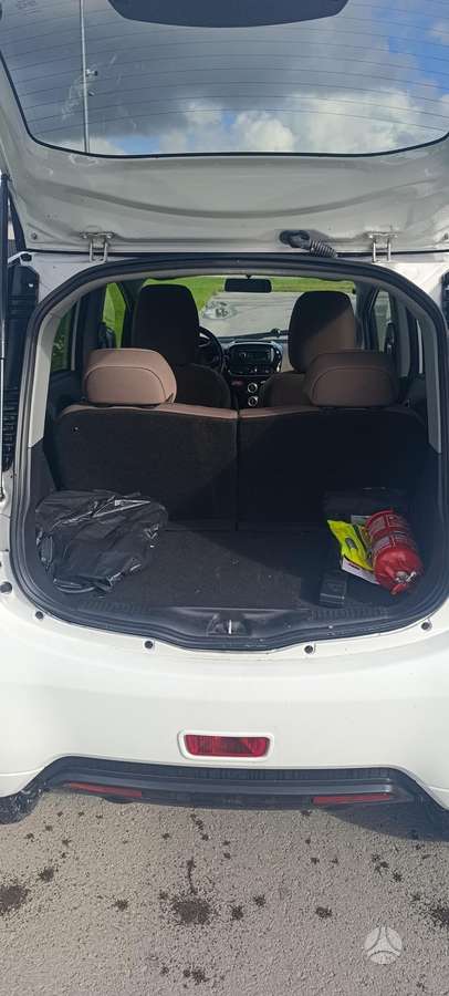 Citroen C-Zero, hečbekas