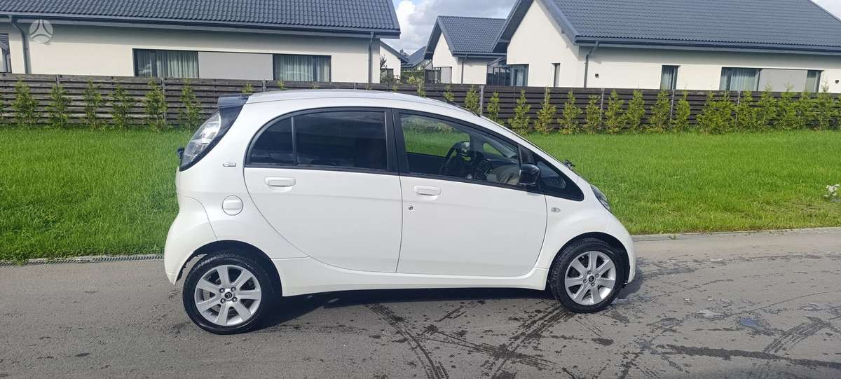 Citroen C-Zero, hečbekas