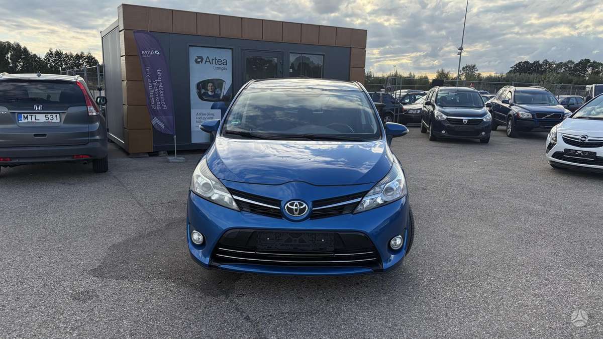 Toyota Verso - 9