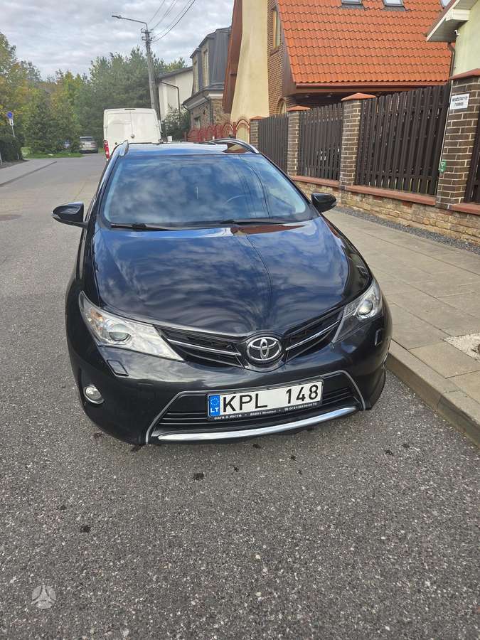 Toyota Auris - 5