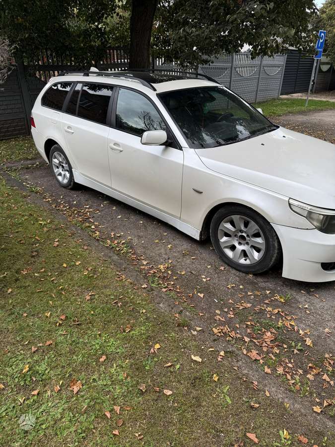 BMW 525, 2.5 l., wagon