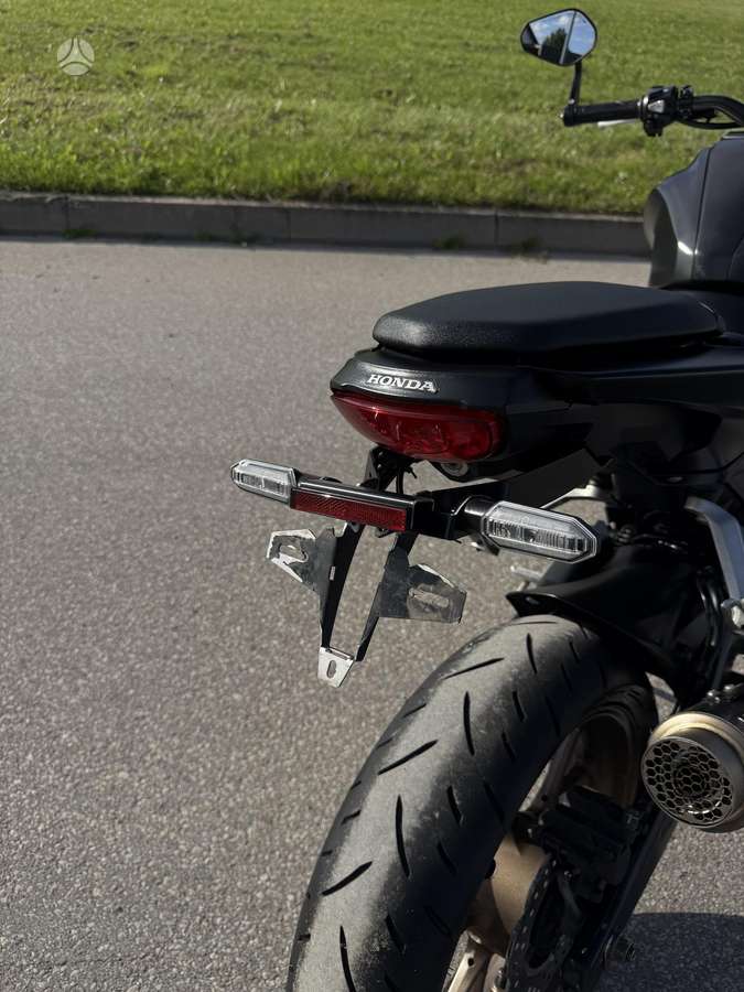 Honda CB 125cc, street / classic