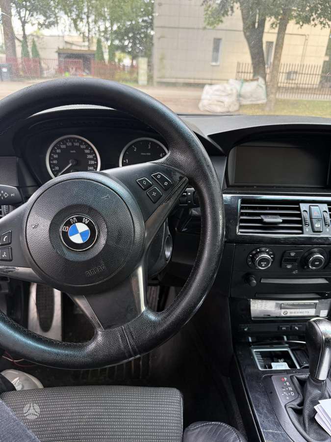 BMW 525, 2.5 l., Универсал