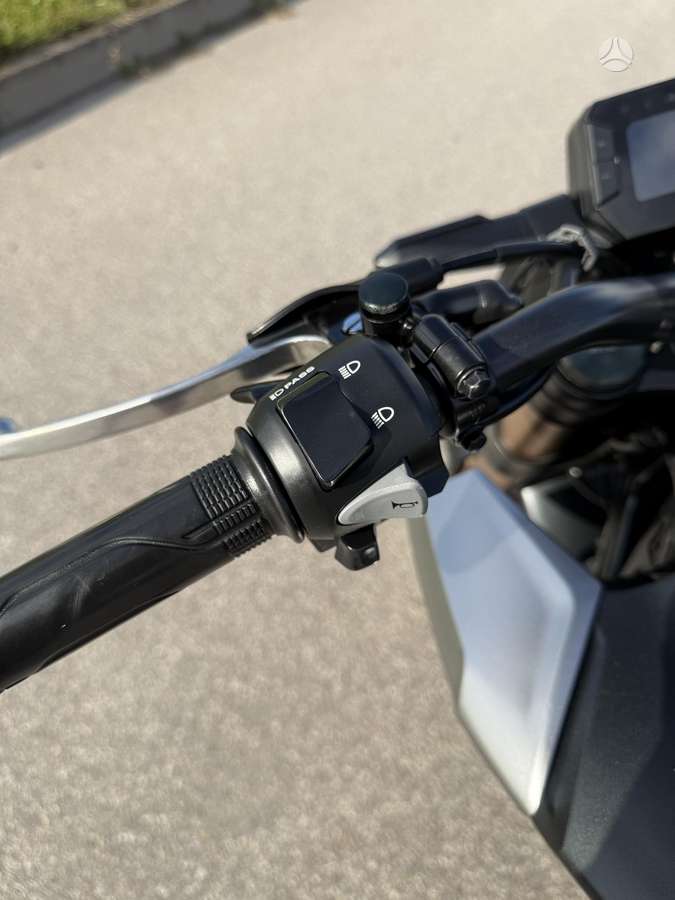 Honda CB 125cc, street / classic
