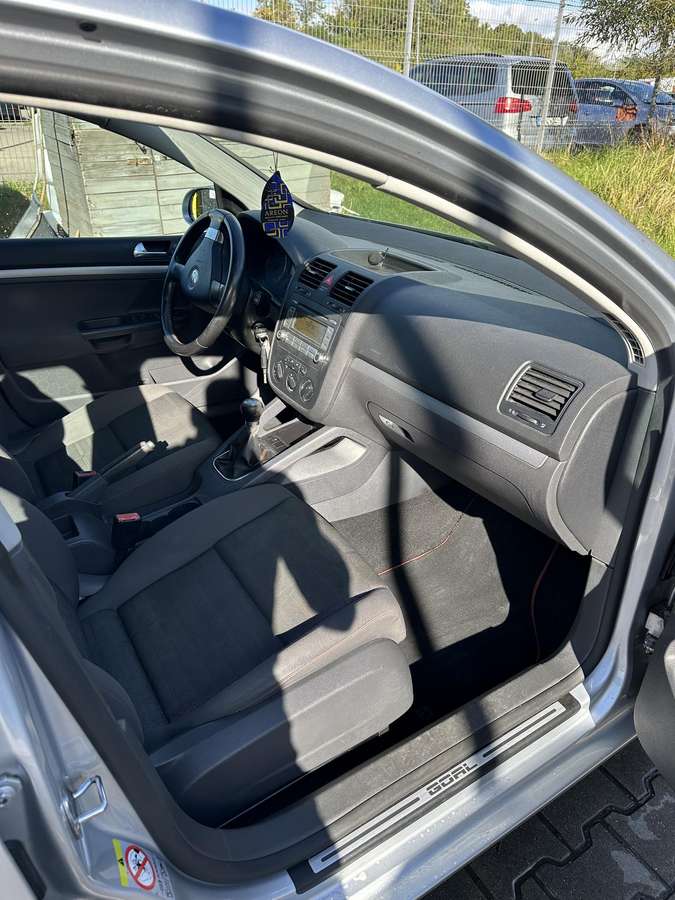 Volkswagen Golf - 7