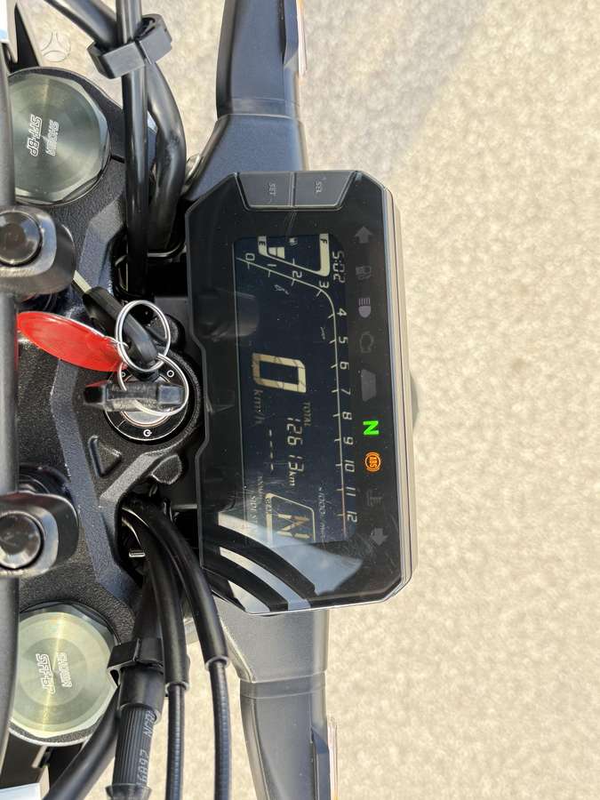 Honda CB 125cc, street / classic