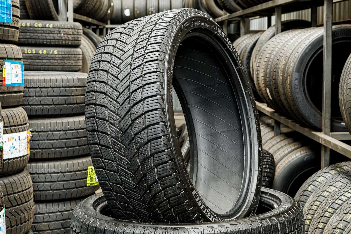 Michelin X-Ice Snow, winter 245/40 R21