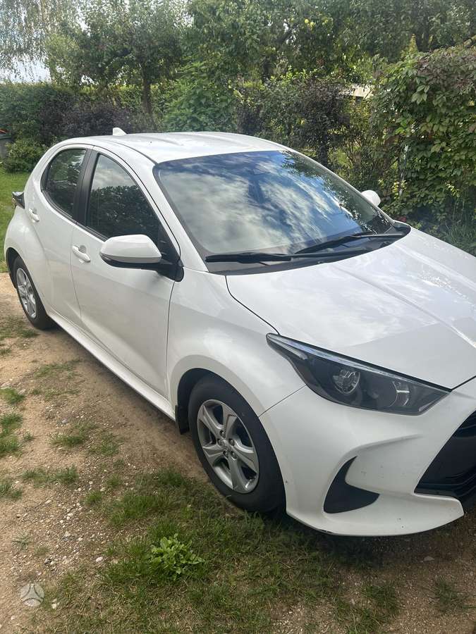 Toyota Yaris - 1