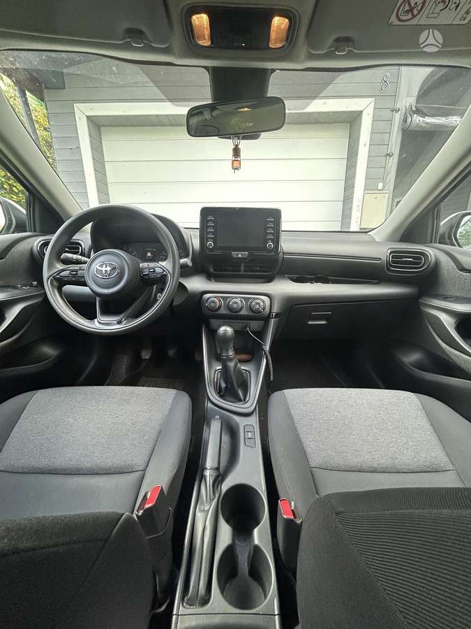 Toyota Yaris - 7