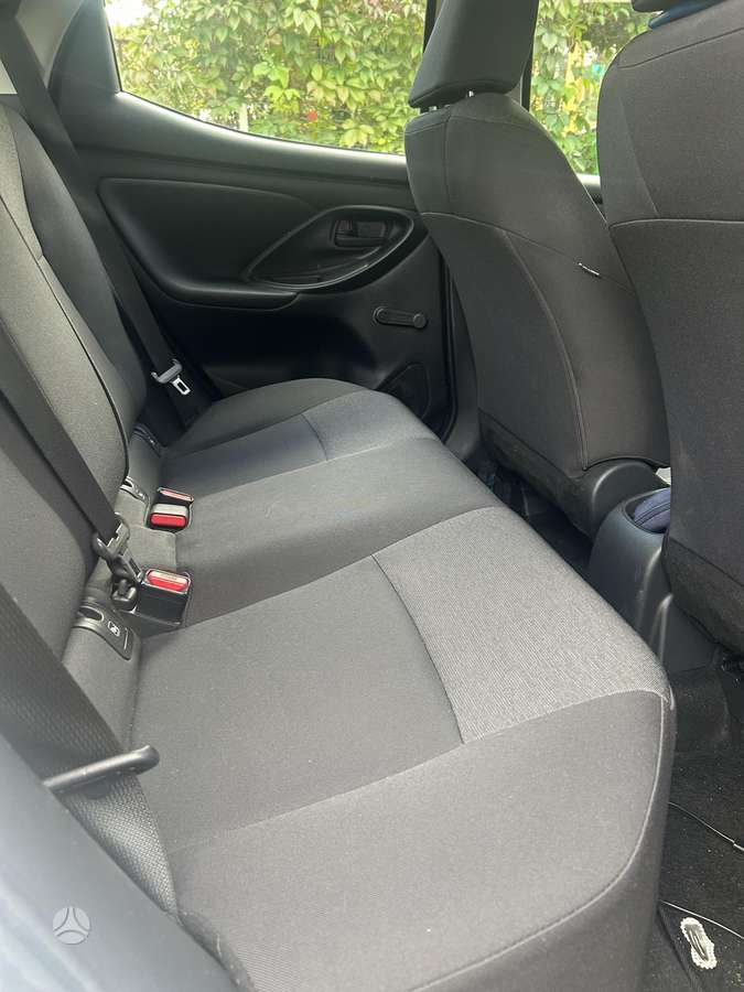 Toyota Yaris - 8