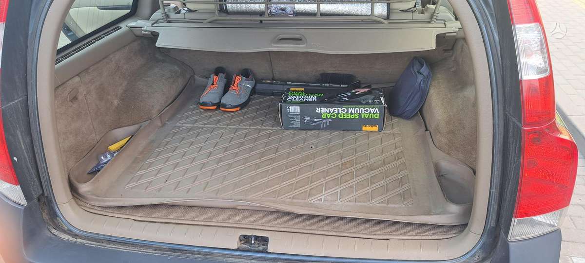 Volvo XC70 - 7