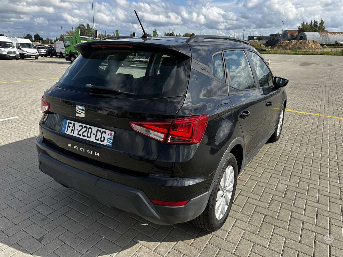 SEAT Arona - 4