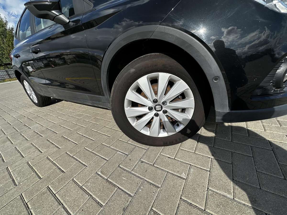 SEAT Arona - 11