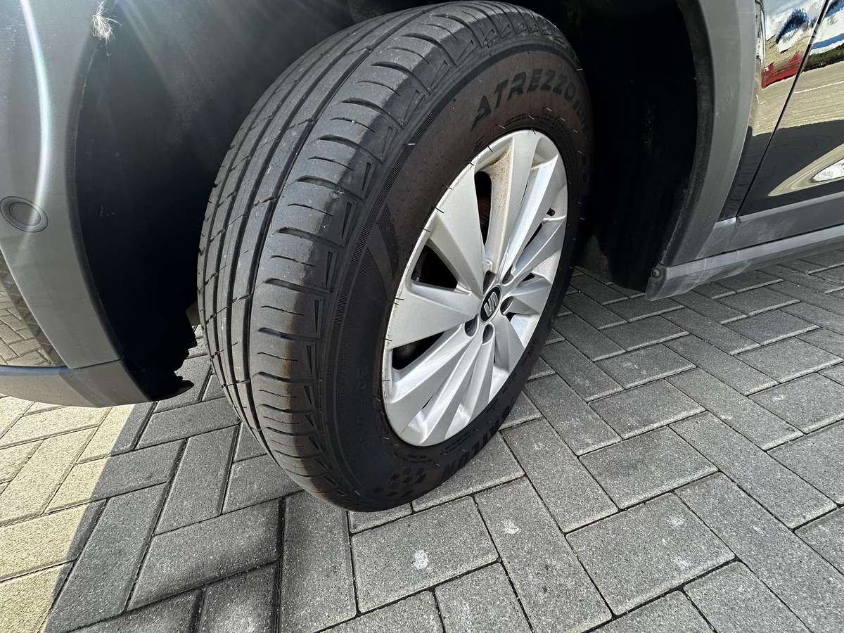 SEAT Arona - 12