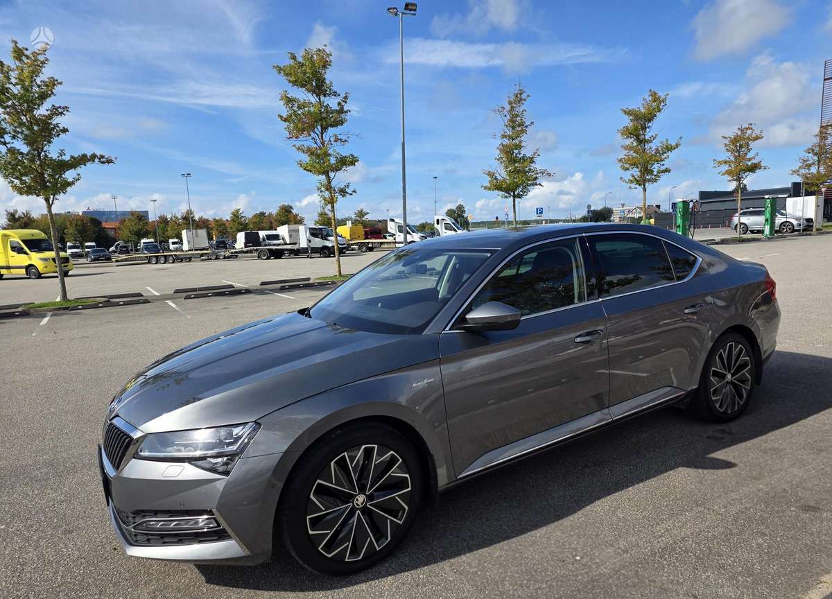 Škoda Superb - 1