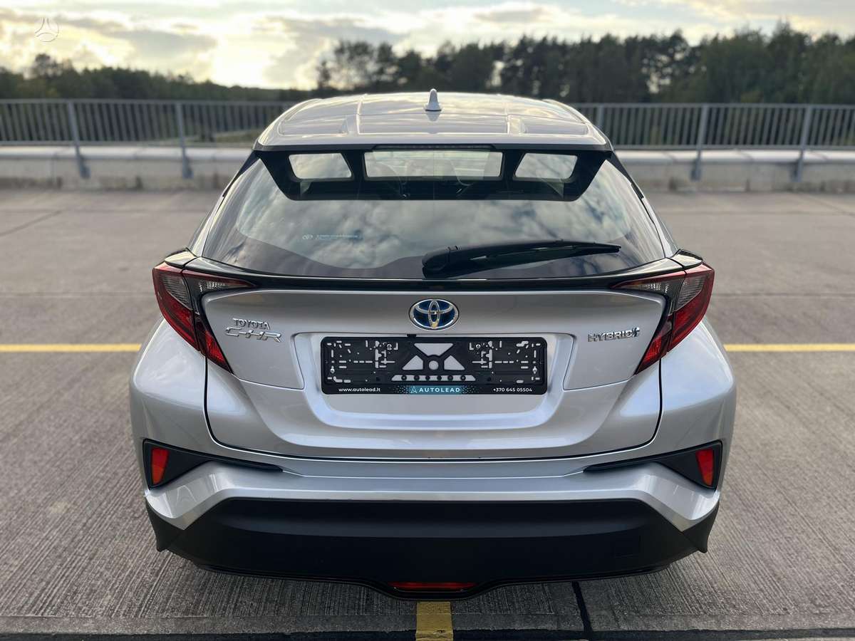 Toyota C-HR - 6