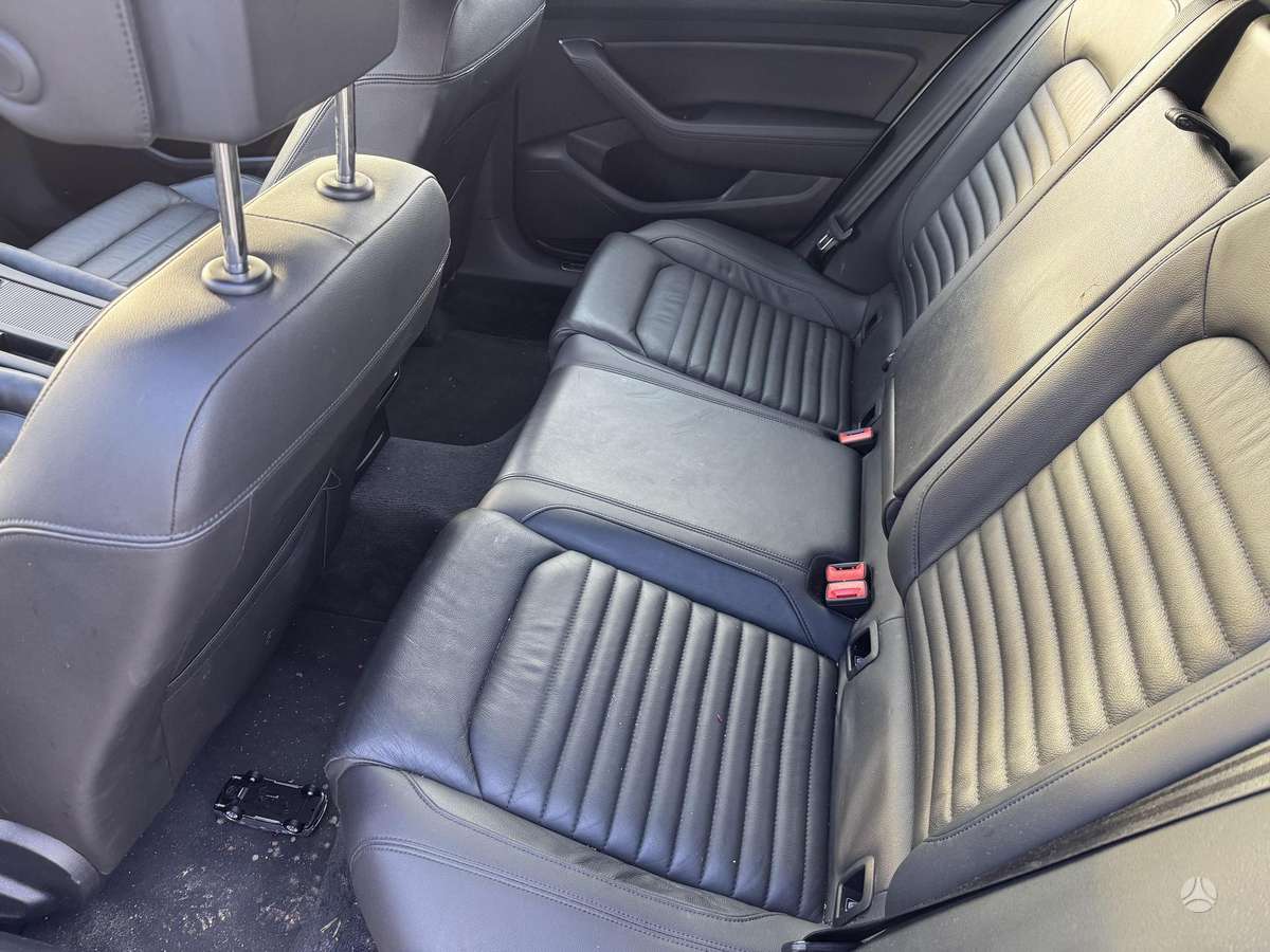 Volkswagen Passat Alltrack - 6