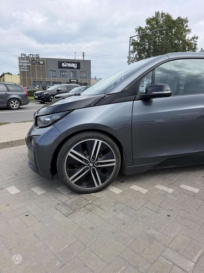 BMW i3, 33 kWh, hatchback