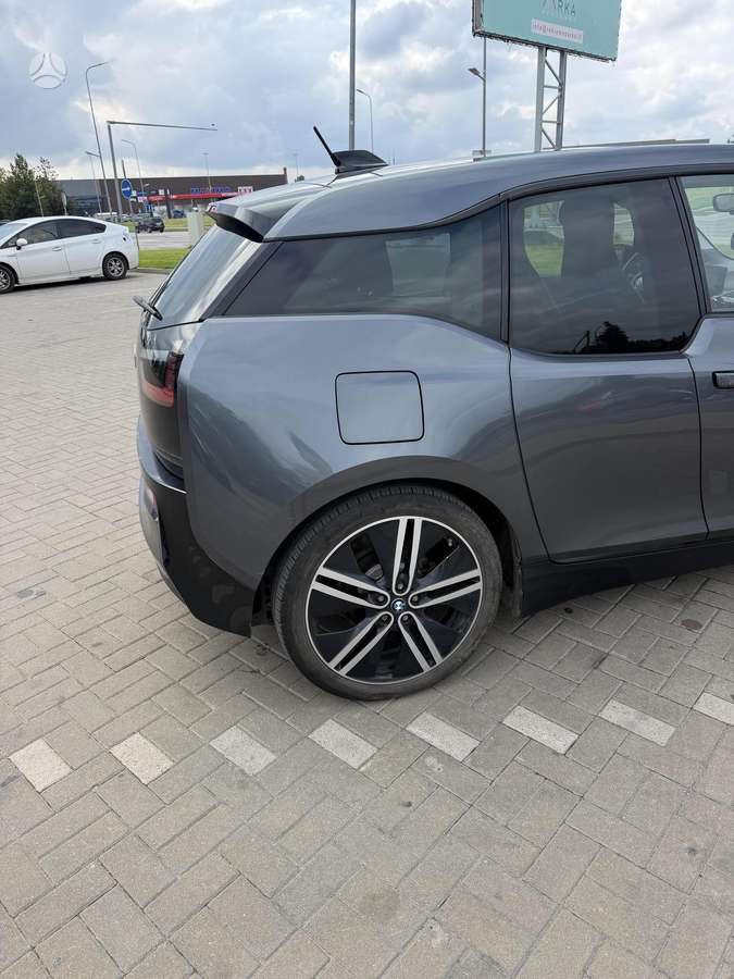 BMW i3, 33 kWh, hečbekas