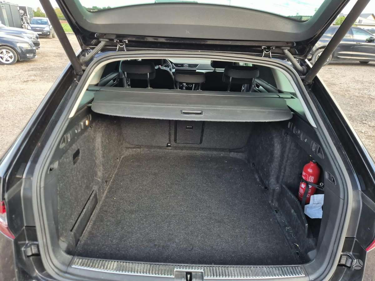 Skoda Superb, 1.6 l., Универсал