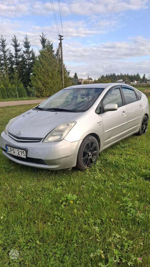 Toyota Prius - 10
