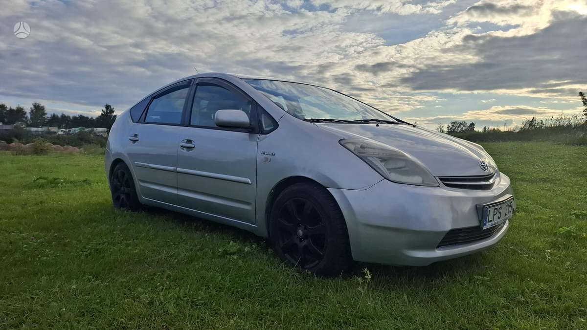 Toyota Prius - 11
