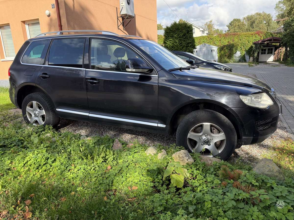 Volkswagen Touareg - 3