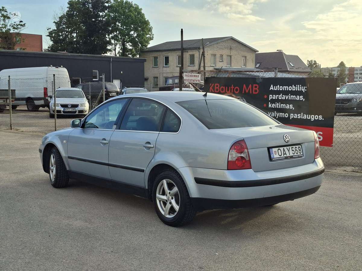 Volkswagen Passat - 3
