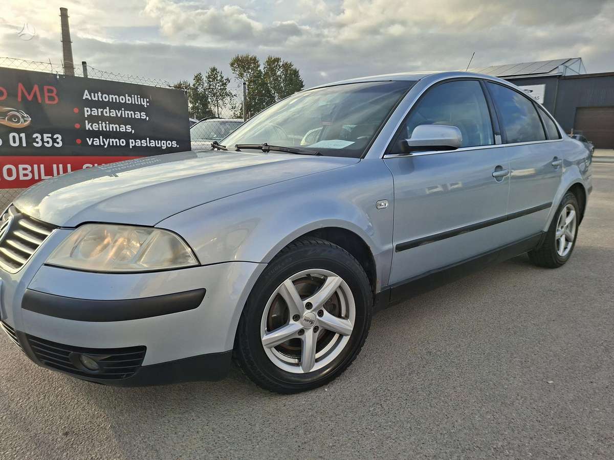 Volkswagen Passat - 8