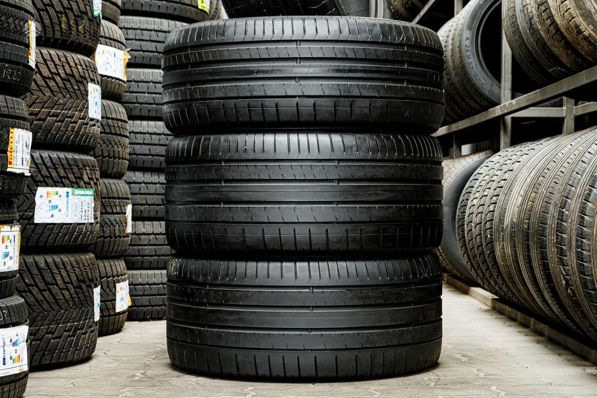 Pirelli P Zero 4 (MO), vasarinės 285/40 R22
