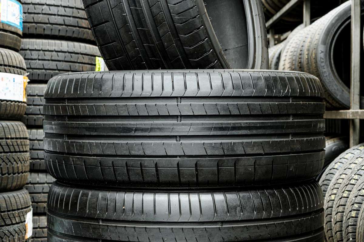 Pirelli P Zero 4 (MO), vasarinės 285/40 R22