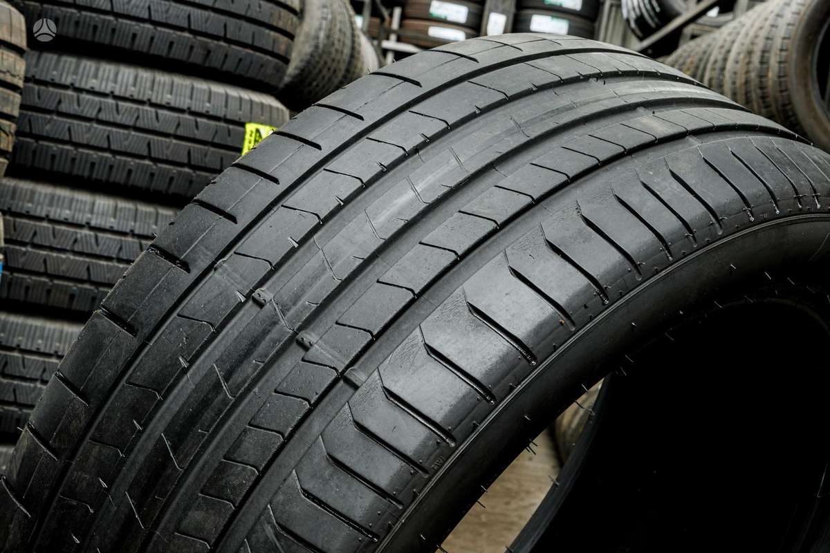 Pirelli P Zero 4 (MO), summer 285/40 R22