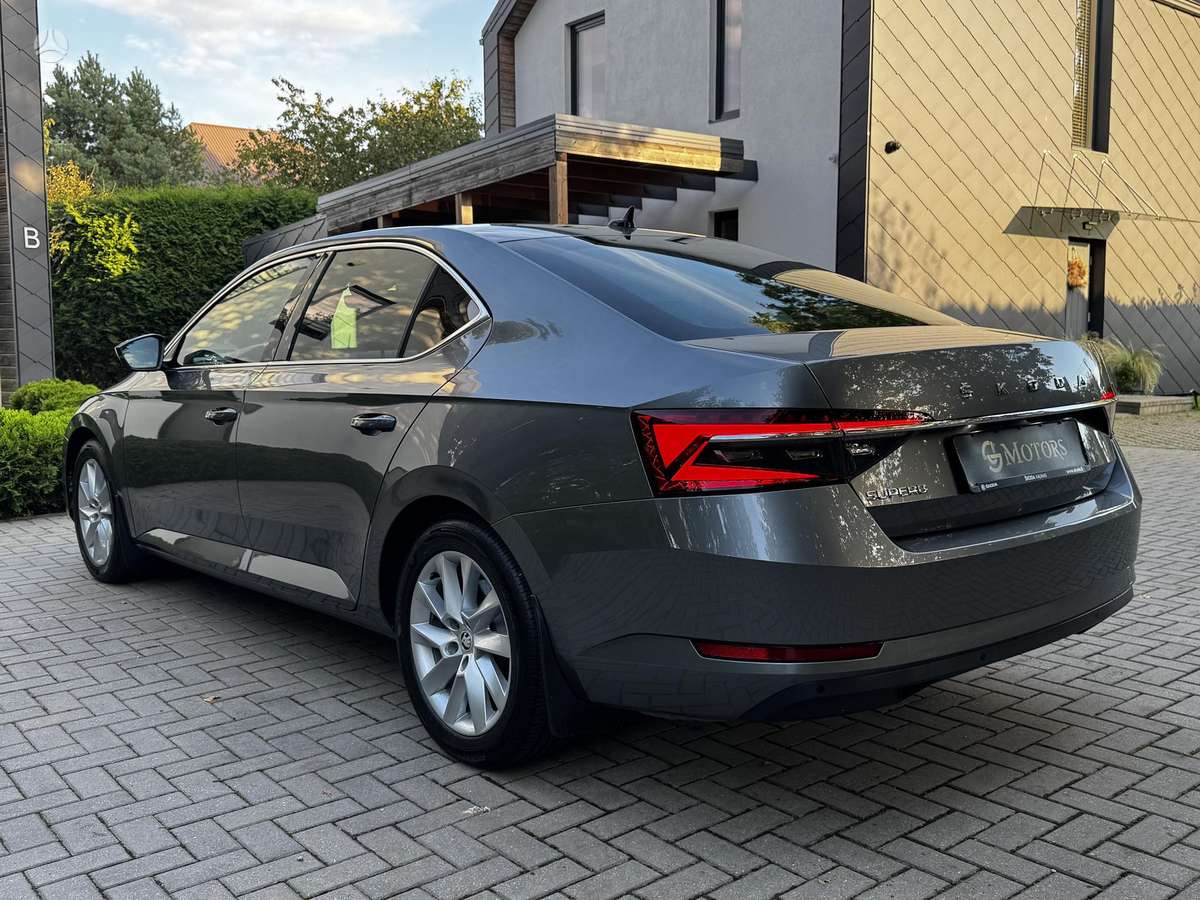 Škoda Superb - 7