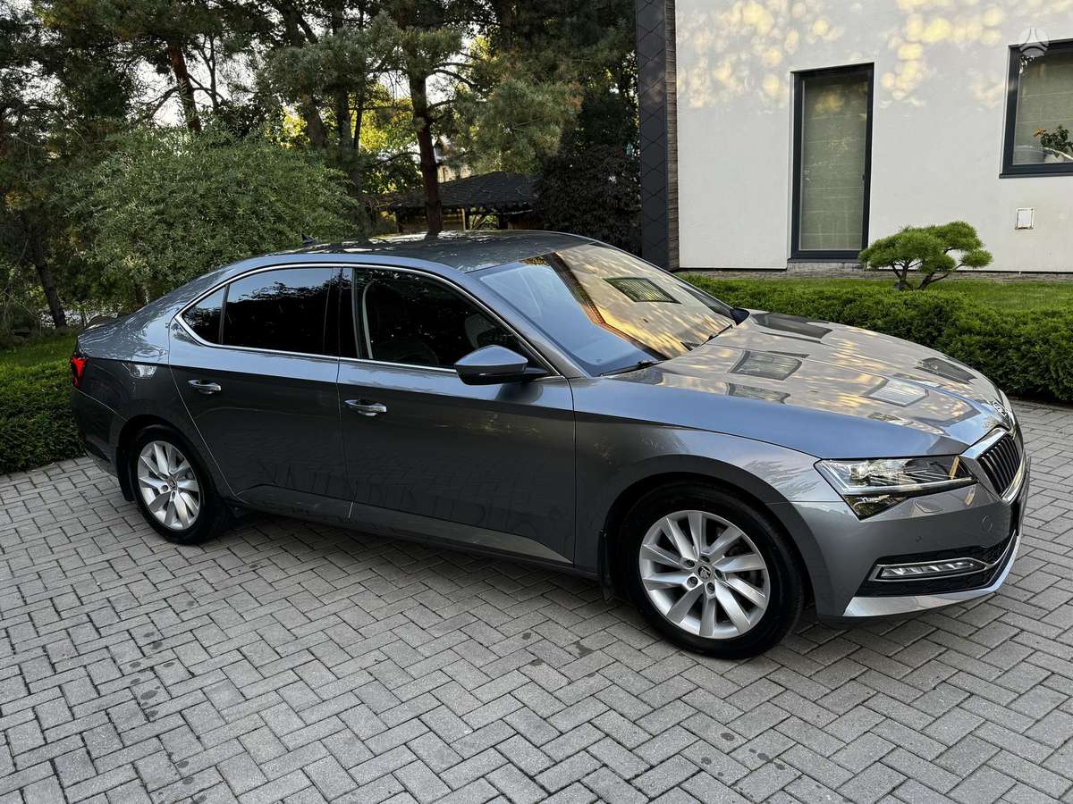 Škoda Superb - 8