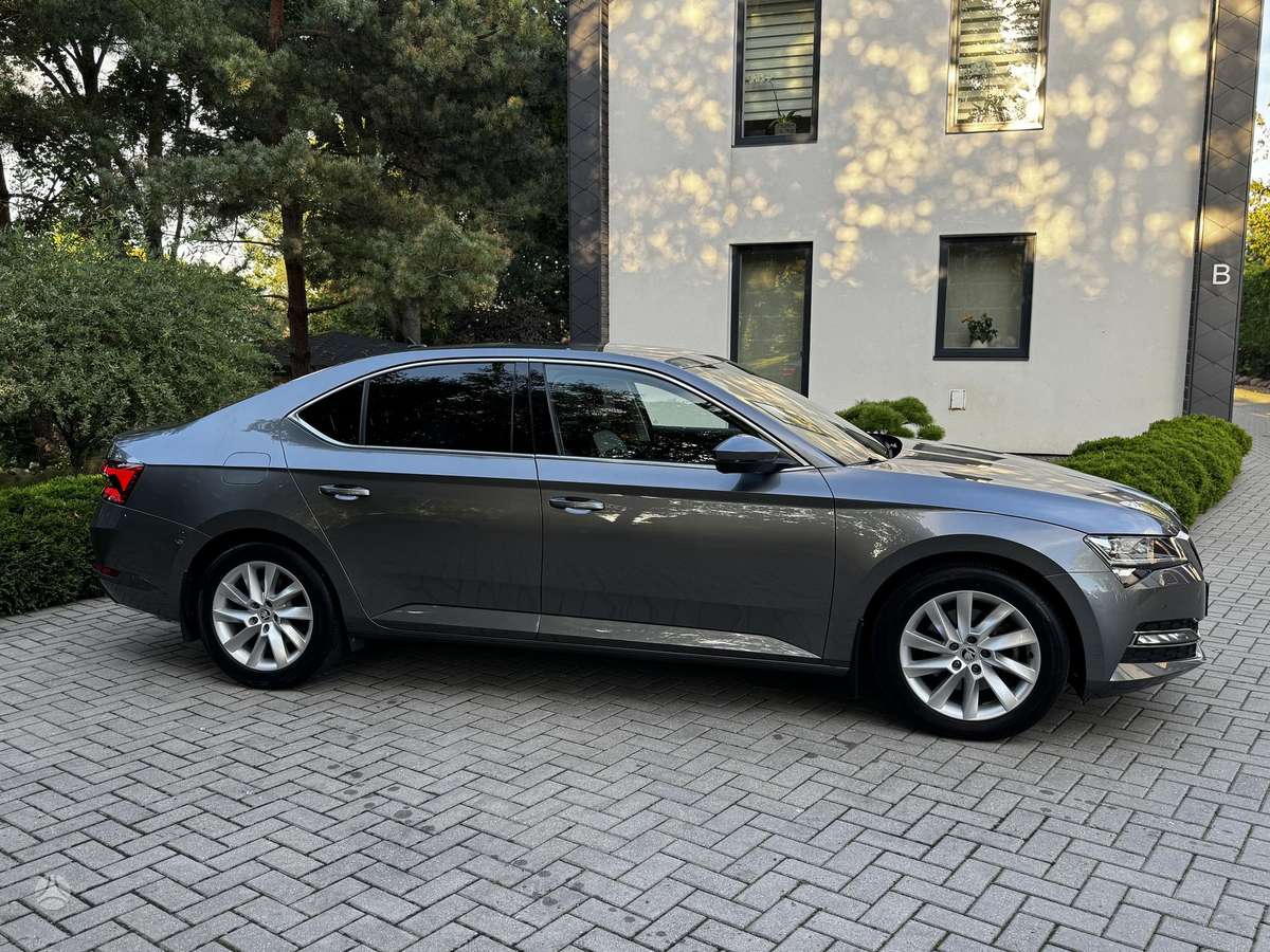 Škoda Superb - 11