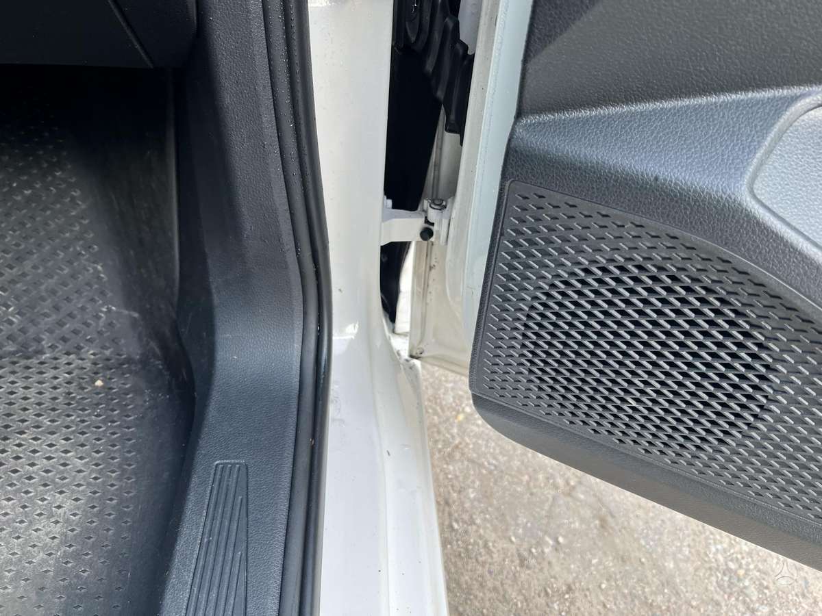 Volkswagen Caddy - 8