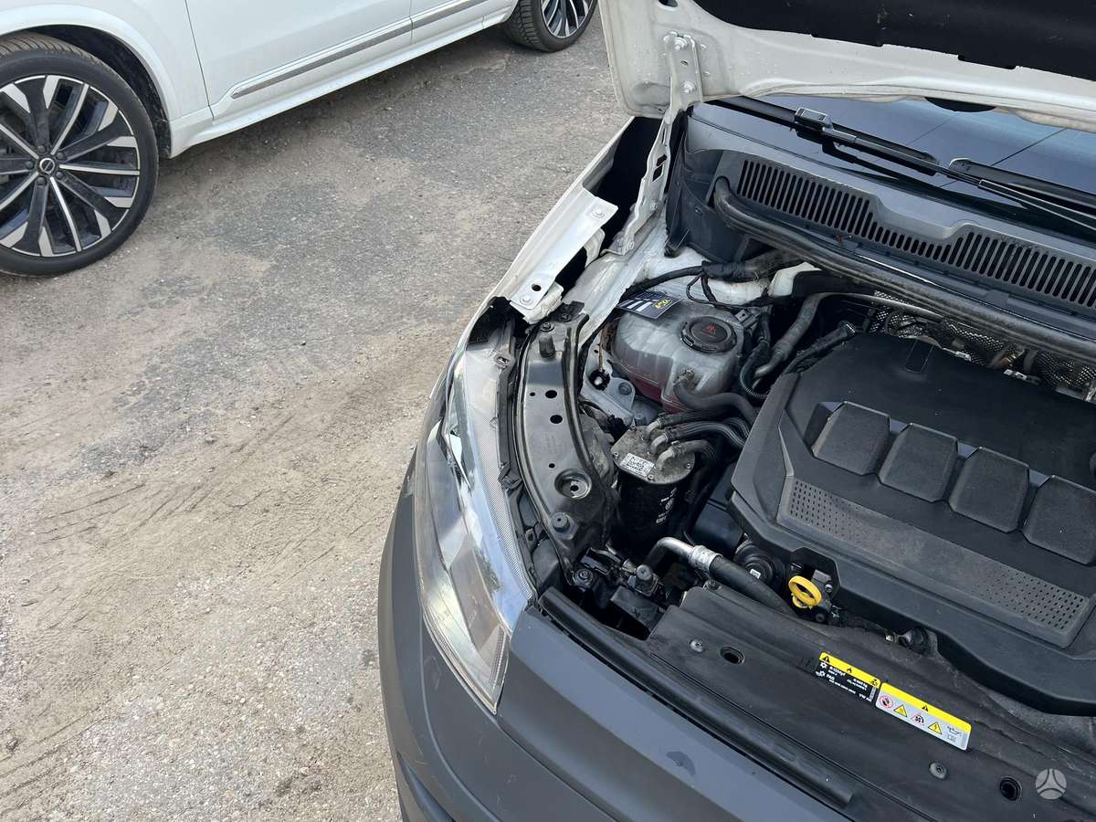 Volkswagen Caddy - 11